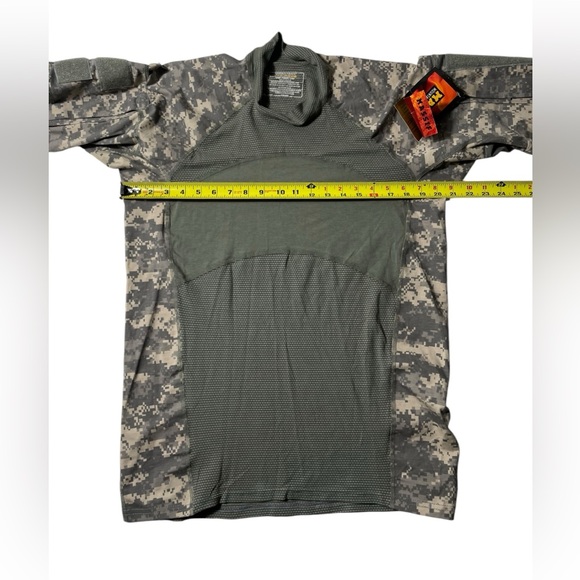 Massif Army combat shirt Mens Large Digital Camo flame resistant Stretch NWT - Picture 4 of 7